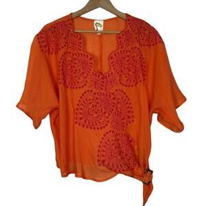 Fig and Flower Size: M Pink and Orange Colorblock Eyelet Lace Wrap Top
